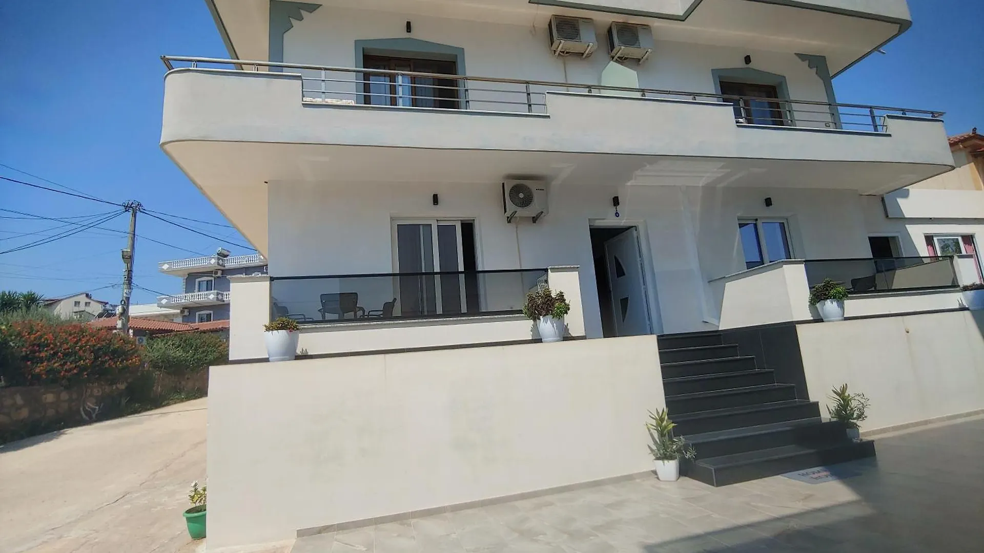 Villa Zeka 사밀 아파트