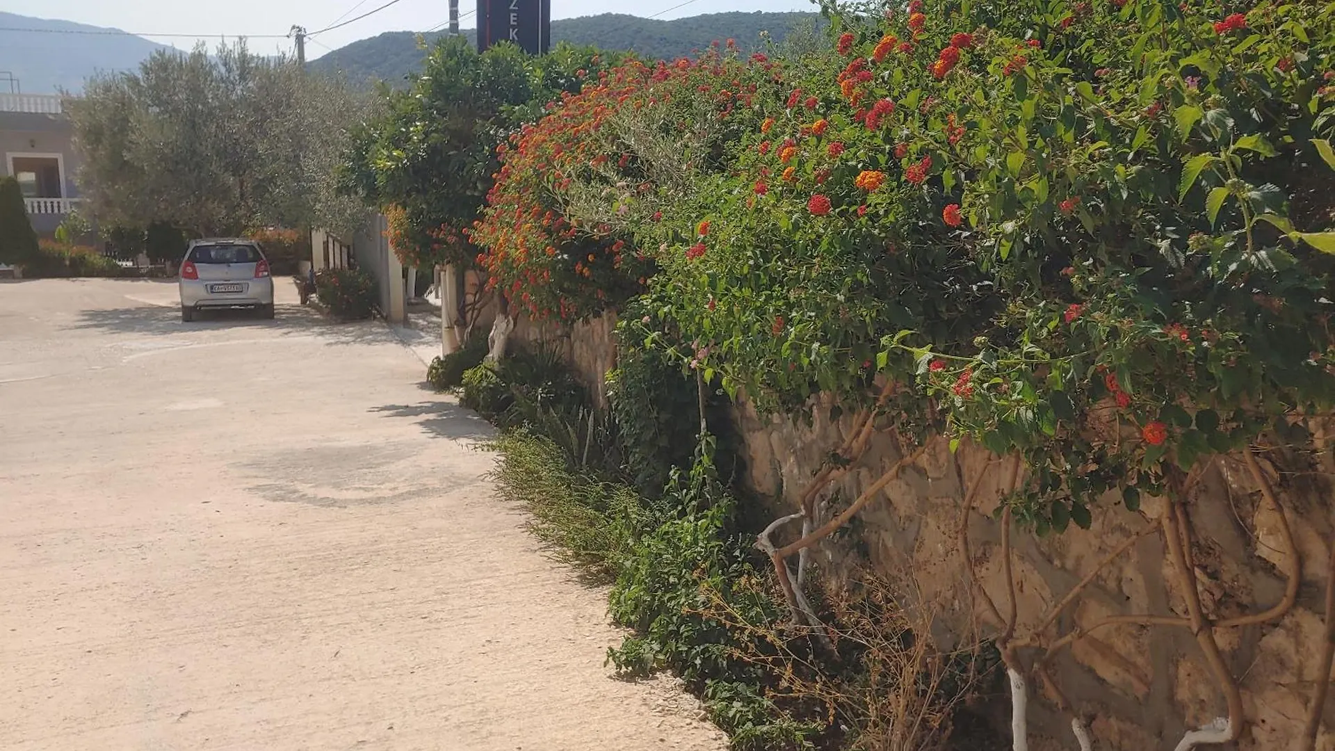 Villa Zeka 사밀 아파트
